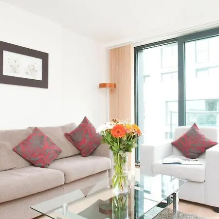 Hotel Cleyro Apts Finzels Reach 4*