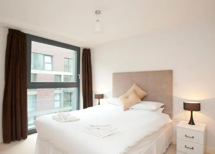 فندق Cleyro Apts Finzels Reach